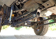 Load image into Gallery viewer, Superlift 23-24 Ford F-250/F-350 4in 4-Link Lift Kit