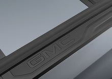 Load image into Gallery viewer, UnderCover 18-22 GMC/Chevy Canyon/Colorado 72in Fusion Bed Cover - Satin Steel Metallic