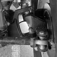 Load image into Gallery viewer, Camburg Ford F-150 2wd 87-96 I-beam Race Spindle &amp; 2.25 Front Hub Upgrade Kit