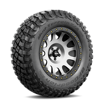 Load image into Gallery viewer, BFGoodrich Mud-Terrain T/A KM3 LT305/70R16 118/115Q