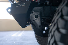 Load image into Gallery viewer, DV8 Offroad 18-23 Jeep Wrangler JL/JT Front Bumper Sway-Bar Disconnect Motor Skid Plate