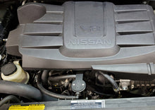 Load image into Gallery viewer, J&amp;L 16-24 Nissan Titan 5.6L Passenger Side Oil Separator 3.0 - Black Anodized