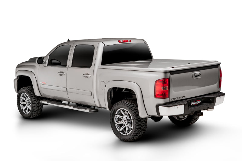 UnderCover 19-20 Chevy Silverado 1500 5.8ft Lux Bed Cover - Silver Ice