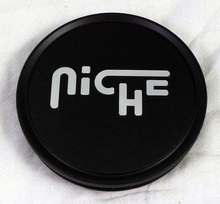 Load image into Gallery viewer, FLAT NICHE 3&quot;O-RING CAP-FLT-BLK/CHR LOGO