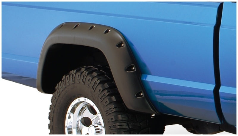 Bushwacker 84-01 Jeep Cherokee Cutout Style Flares 4pc Fits 2-Door Sport Utility Only - Black