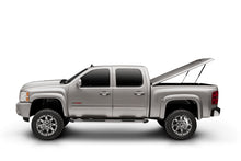 Load image into Gallery viewer, UnderCover 15-19 Chevy Colorado/GMC Canyon Lux Bed Cover - Black