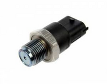 Load image into Gallery viewer, Exergy 01-04 Chevrolet Duramax 6.6L LB7 Rail Pressure Sensor
