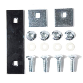 Curt 00-05 Saturn L-Series Sedan & Wagon Class 1 Trailer Hitch w/1-1/4in Receiver BOXED