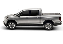 Load image into Gallery viewer, UnderCover 12-17 Isuzu Dmax 5ft Flex Bed Cover