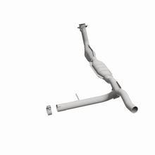 Load image into Gallery viewer, MagnaFlow DF Catalytic Conv 04-06 Ford F-150 Pickup 5.4L 4WD (Exc Heritage Edition) P/S (49 State)
