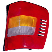 Load image into Gallery viewer, Omix Right Tail Lamp 99-04 Jeep Grand Cherokee (WJ)