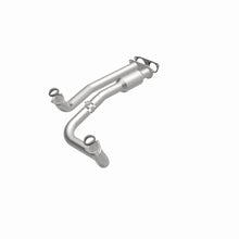 Load image into Gallery viewer, MagnaFlow California Grade Direct-Fit Catalytic Converter 96-00 Chevrolet / GMC K3500 V8 7.4L