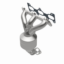 Load image into Gallery viewer, MagnaFlow Direct Fit Catalytic Converter 05-08 Kia Sportage 2.7L Driver Side