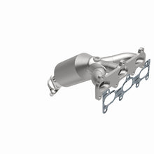 Load image into Gallery viewer, MagnaFlow Direct Fit Catalytic Converter 05-08 Hyundai Tucson/Kia Sportage 2.7 L P/S Manifold AWD