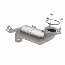 Load image into Gallery viewer, MagnaFlow Direct Fit Catalytic Converter 02-03 Jaguar X-Type Rear