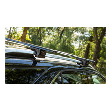 Load image into Gallery viewer, Curt 53-3/8in Aluminum Universal Roof Rack Crossbars