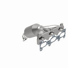 Load image into Gallery viewer, MagnaFlow Direct Fit Catalytic Converter 05-08 Hyundai Tucson/Kia Sportage 2.7 L P/S Manifold AWD