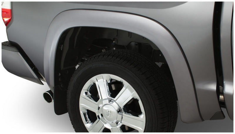 Bushwacker 14-18 Toyota Tundra Fleetside OE Style Flares 4pc 66.7/78.7/97.6in Bed - Black