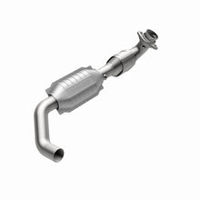 Load image into Gallery viewer, MagnaFlow Catalytic Converter DF 04-06 F-150 Pickup 5.4L 2WD D/S