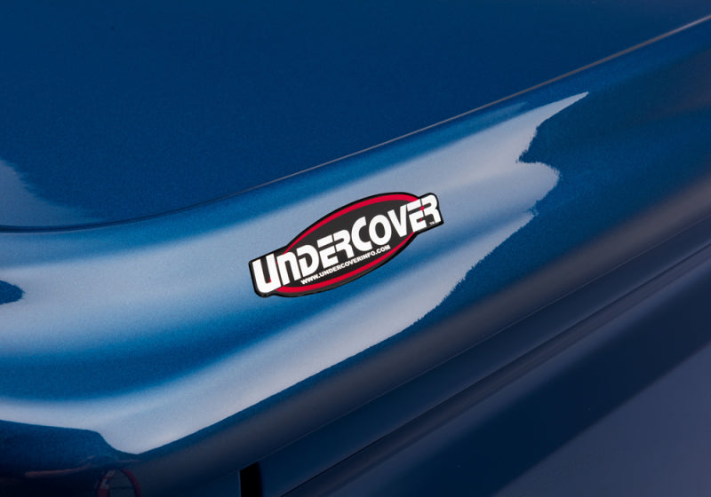 UnderCover 19-20 Ford Ranger 5ft Lux Bed Cover - Blue Lightning Effect