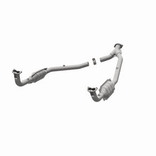 Load image into Gallery viewer, MagnaFlow Conv DF 97 Land Rover Defender 90 4.0L Y-Pipe Assy / 96-99 Discovery 4.0L Y-Pipe Assy