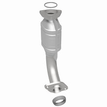 Load image into Gallery viewer, MagnaFlow Direct Fit Catalytic Converter 01-02 Kia Sportage Rear