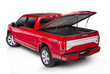 Load image into Gallery viewer, UnderCover 14-17 Chevy Silverado 1500 5.8ft Elite LX Bed Cover - Iridium Effect