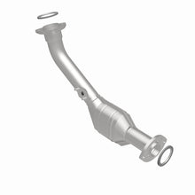 Load image into Gallery viewer, MagnaFlow Conv DF 01 Toyota Tacoma 2.4L Fron