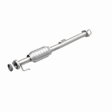 Load image into Gallery viewer, MagnaFlow 99-03 Chevrolet Tracker / Suzuki Vitara 1.6L/2.0L Direct-Fit Catalytic Converter