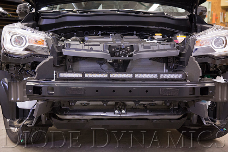 Diode Dynamics 30 In LED Light Bar Single Row Straight - Amber Driving Each Stage Series