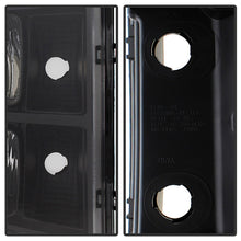 Load image into Gallery viewer, xTune GMC Sierra 07-13 Crystal Headlights Black HD-JH-GSIE07-AM-BK