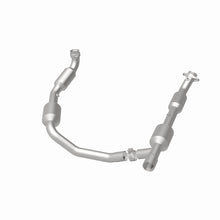 Load image into Gallery viewer, MagnaFlow Conv Direct Fit 05-06 Ford E-350 Super Duty 5.4L