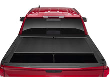 Load image into Gallery viewer, Roll-N-Lock 16-18 Toyota Tacoma Crew Cab SB 60-1/2in M-Series Retractable Tonneau Cover
