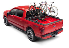 Load image into Gallery viewer, Roll-N-Lock 14-18 Chevrolet Silverado 1500 (69.3in. Bed) E-Series XT Retractable Tonneau Cover
