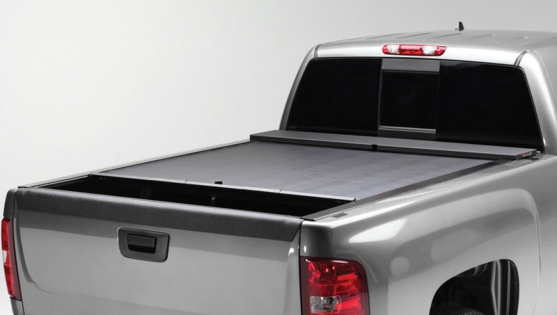 Roll-N-Lock 90-94 Toyota Truck Regular/Extended Cab SB 73-1/4in M-Series Retractable Tonneau Cover