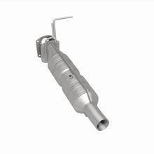 Load image into Gallery viewer, MagnaFlow 09-19 Ford F53 V10 6.8L Underbody 6.8L Direct Fit Catalytic Converter