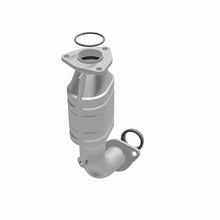 Load image into Gallery viewer, MagnaFlow Direct Fit Catalytic Converter 01-02 Kia Sportage Rear