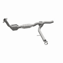 Load image into Gallery viewer, MagnaFlow Conv DF 04-06 Ford F-150 Pick Up (Exc Heritage) / 06 Lincoln Mark LT Truck Passenger Side