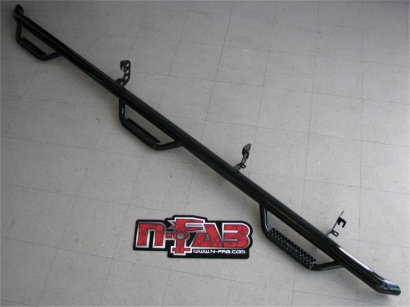 N-Fab Nerf Step 15-17 Chevy-GMC 2500/3500 Crew Cab 8ft Bed - Gloss Black - Bed Access - SRW - 3in