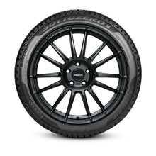 Load image into Gallery viewer, Pirelli Winter Sottozero 3 Tire - 225/45R18 XL 95V (BMW)