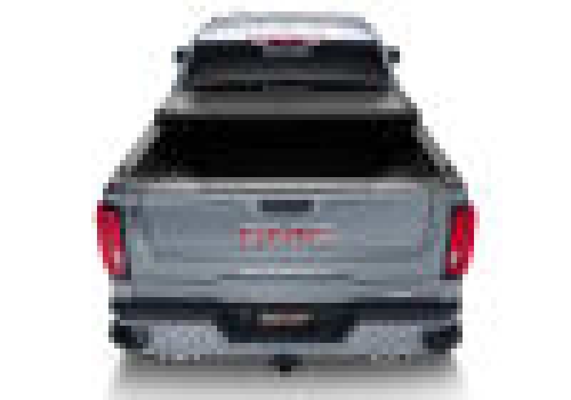 UnderCover 16-21 Toyota Tacoma Double Cab 5ft Triad Bed Cover