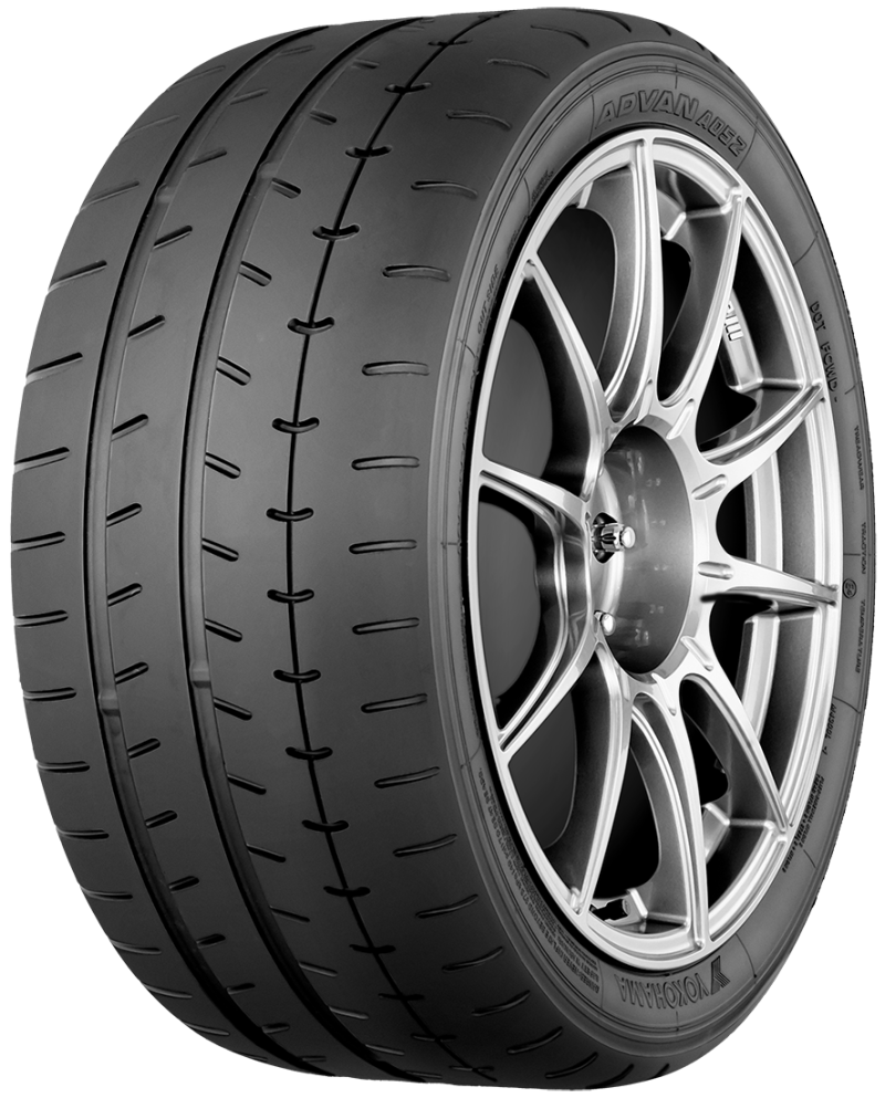 Yokohama Advan A052 Tire - 235/40ZR19 96Y