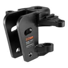 Load image into Gallery viewer, Curt Short Trunnion Bar Weight Distribution Hitch Kit (10000-15000lbs 28-3/8in Bars)