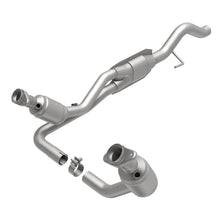 Load image into Gallery viewer, MagnaFlow Conv DF 00-03 Dodge Dakota 4.7L 4WD (49 State)