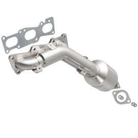 MagnaFlow Direct Fit Catalytic Converter 10-12 Hyundai Genesis 3.8L