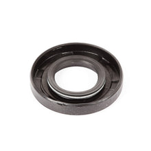 Load image into Gallery viewer, Omix T90 Bearing Retainer Seal 45-71 Willys &amp; Jeep