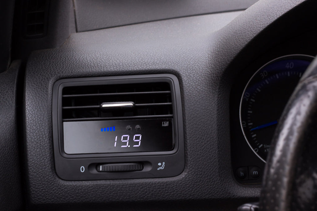 P3 Analog Gauge - VW Mk5 (2005-2009) Left Hand Drive, Blue bars / White digits