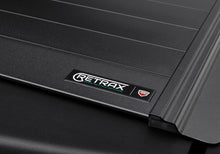 Load image into Gallery viewer, Retrax 14-up Chevy/GMC 6.5ft Bed w/ Stake Pocket (Alum Cover) RetraxPRO MX