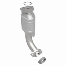 Load image into Gallery viewer, MagnaFlow Direct Fit Catalytic Converter 01-02 Kia Sportage Rear