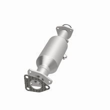 Load image into Gallery viewer, MagnaFlow Honda Odyssey Direct-Fit Catalytic Converter